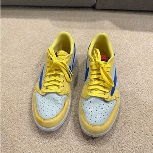 Jordan 1 Retro Low OG SP Travis Scott Canary (Women's)